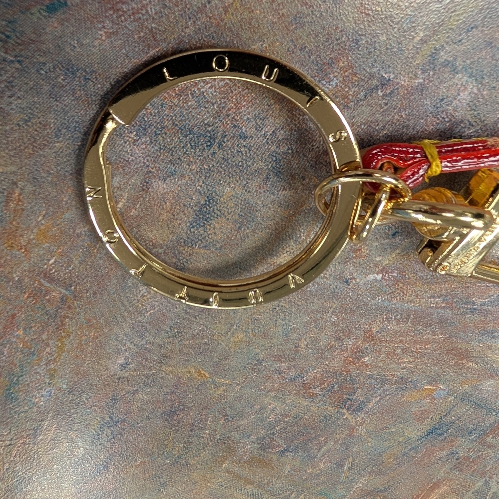Louis Vuitton Goldtone Keychain & Clip with Leather Strap Attached - Picture 5 of 11
